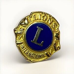 Vintage Lions International Gold Tone Lapel Vest Hat Pin Older Double Head Lion